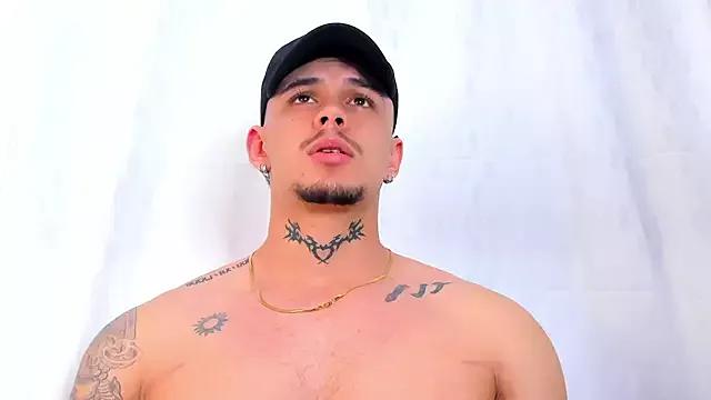 NoahhBrown on StripChat