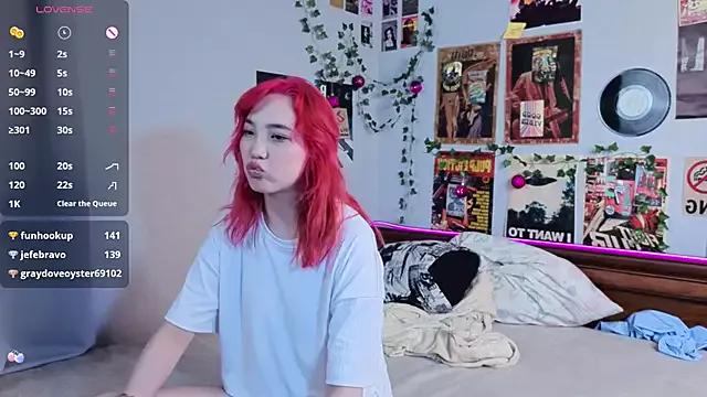 OdetteBiddy on StripChat