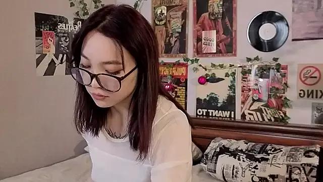 OdetteBiddy on StripChat