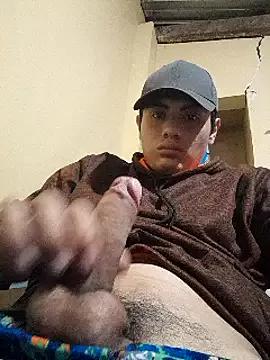 Freechat Ortiz3404 on StripChat