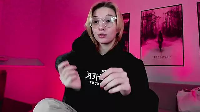 PhilippaAdamas on StripChat 