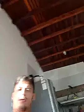 Freechat piterrr_hot on StripChat