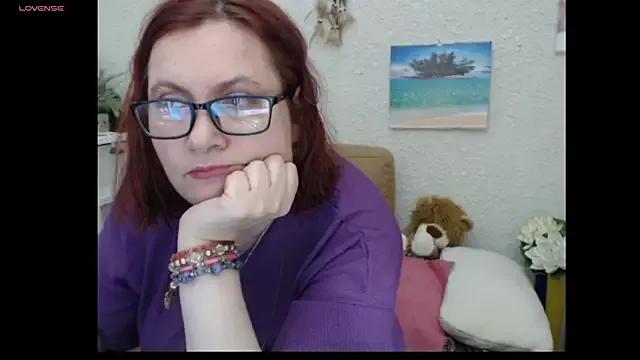 Freechat PlayfullMature on StripChat