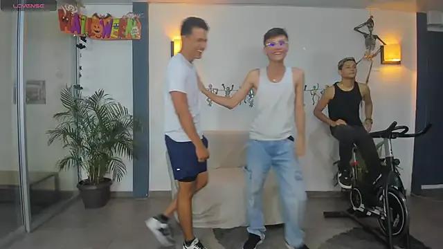 Playhardsexx on StripChat