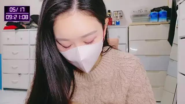 ramuchan_desu on StripChat