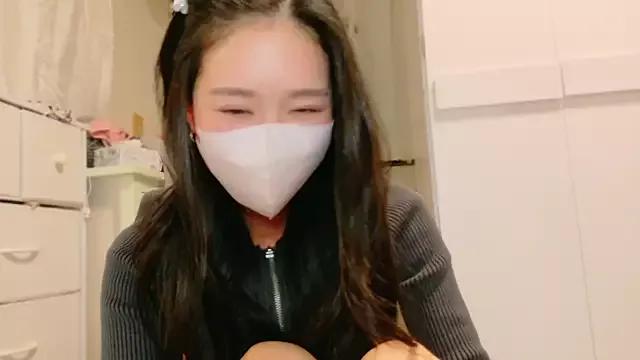 ramuchan_desu on StripChat