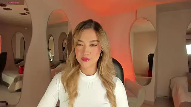 RebeccaHudson on StripChat