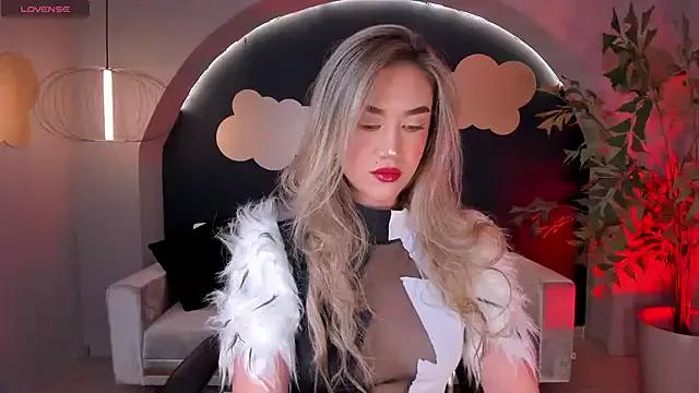 RebeccaHudson on StripChat