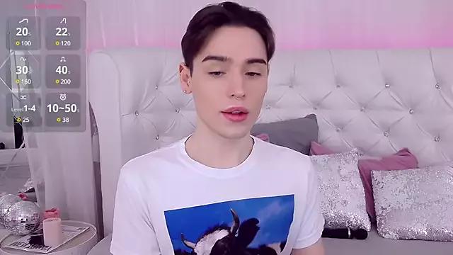 RobbyCharming on StripChat 