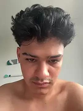 Freechat Rose-andres on StripChat