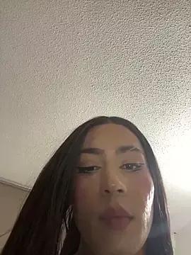 sabrina_x19 on StripChat