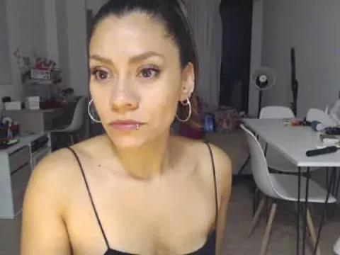 SamyJones9 on StripChat