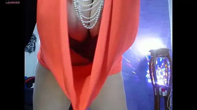 Freechat sarasmith3 on StripChat