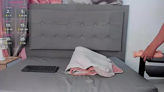 saray_reese on StripChat 