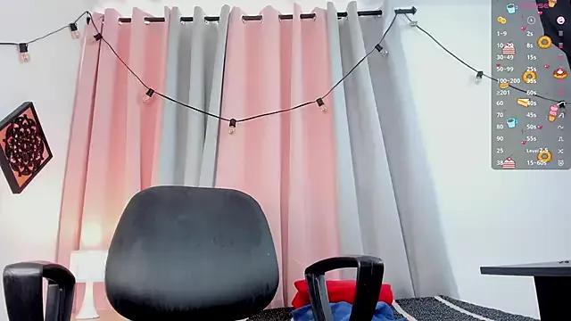 saray_reese on StripChat 
