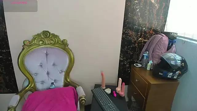 SarayMoorex_ on StripChat 