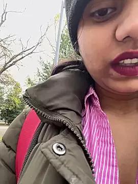 ScarletAss on StripChat