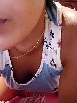 Sexlove1xo on StripChat