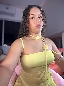 Freechat Shara_dreams on StripChat