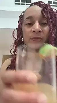 Shuggabutt on StripChat