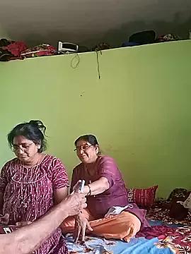 sivani_asha on StripChat