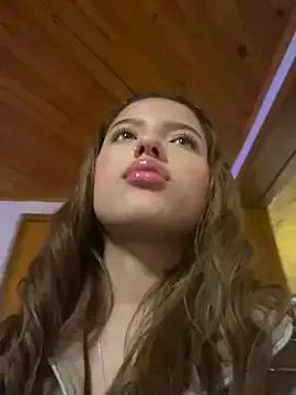 Freechat Sofia18_pinkk on StripChat