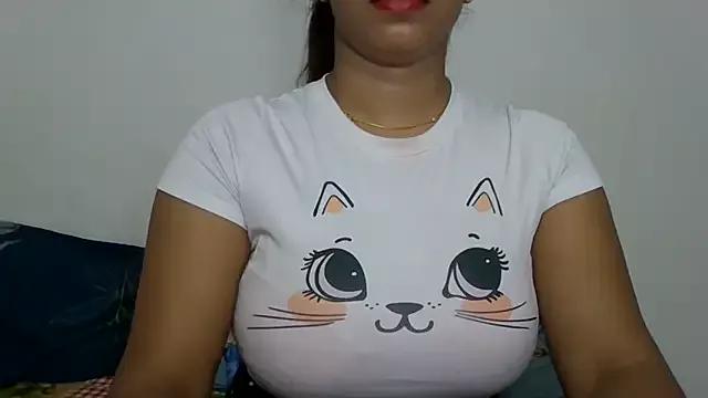 Group sparkling_queen on StripChat