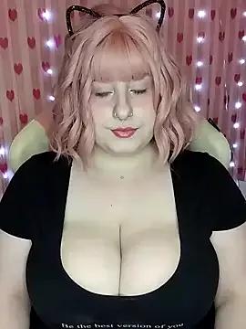 StrawberryPleasure on StripChat