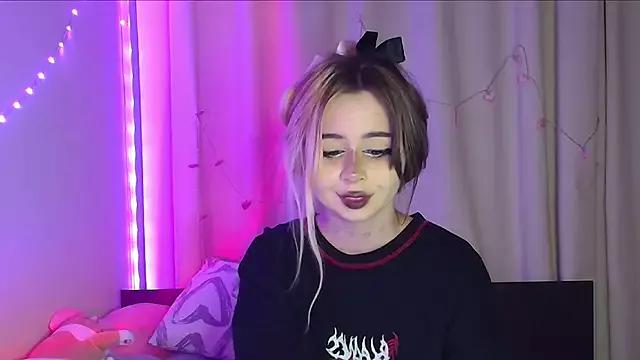 suemeow on StripChat