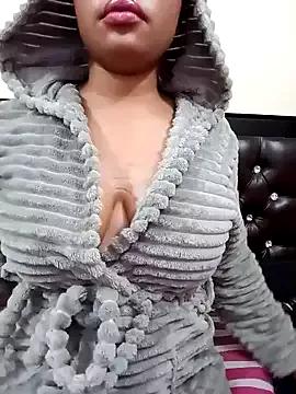 Sugartonguexx on StripChat