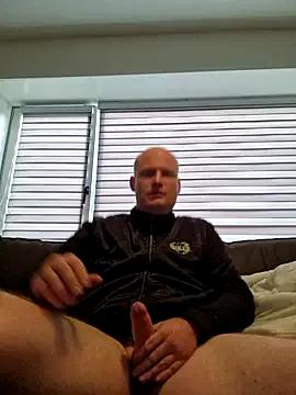 svenni2525 on StripChat