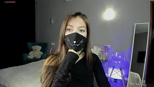 take_me_to_moon on StripChat