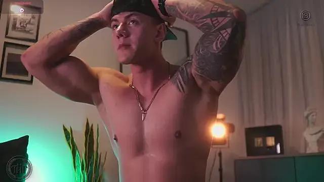 Thomas_Falcon on StripChat