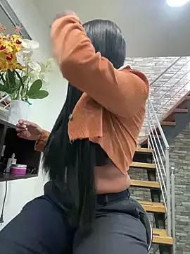 TIFFANYYSTAR on StripChat 
