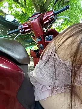 Tina_Ty on StripChat