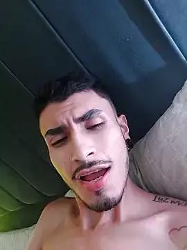 Toyboy_richard on StripChat