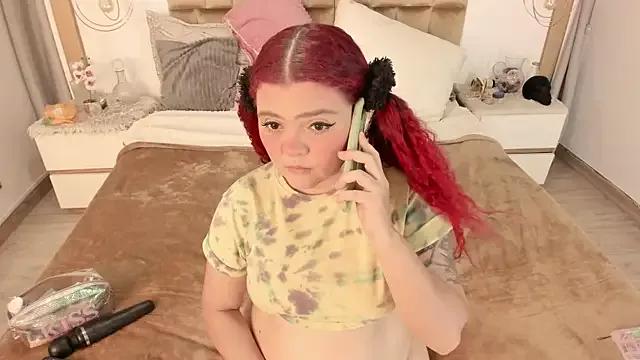 Twwiiggy on StripChat