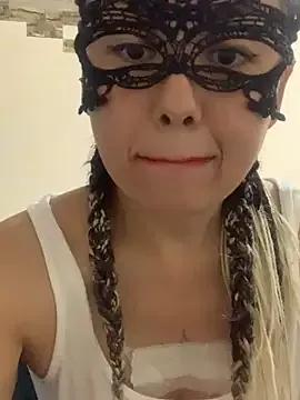 VickiForeplay on StripChat