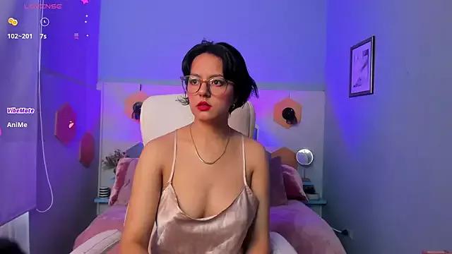 victoria_byte on StripChat