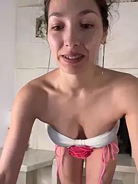 Viktoria_Grand on StripChat