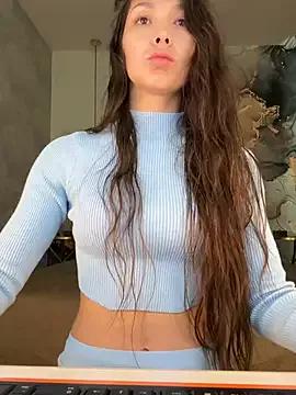 Viktoria_Grand on StripChat