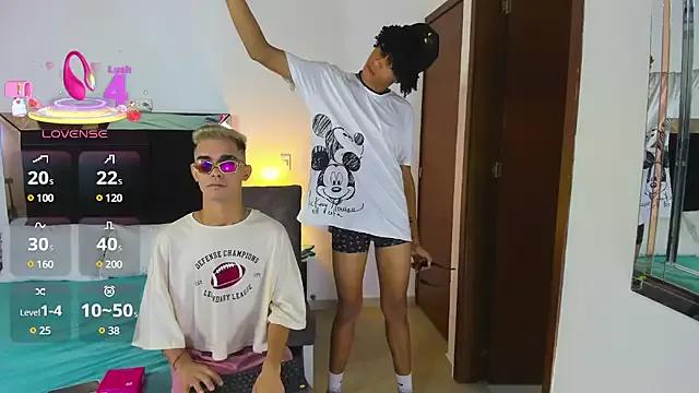 Violet_Dream2 on StripChat