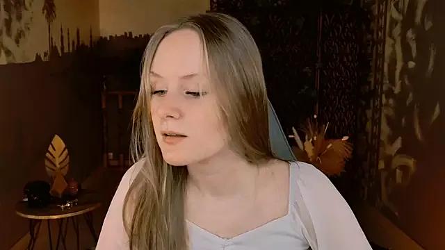 VivienLeeigh on StripChat 