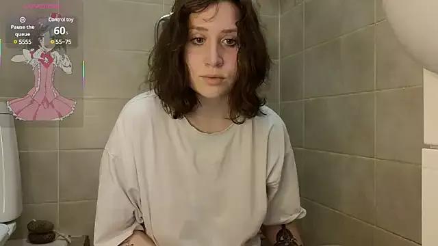 whatamarrie on StripChat