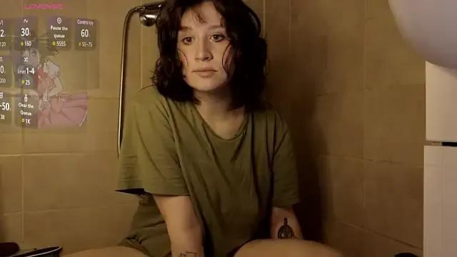 whatamarrie on StripChat