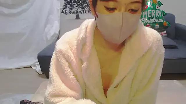 yooooo-chandesu on StripChat