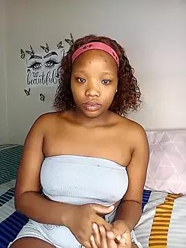 Freechat Young_Slut21 on StripChat