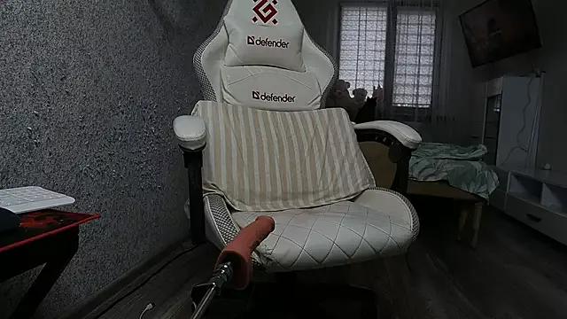 Freechat your_pussy18 on StripChat