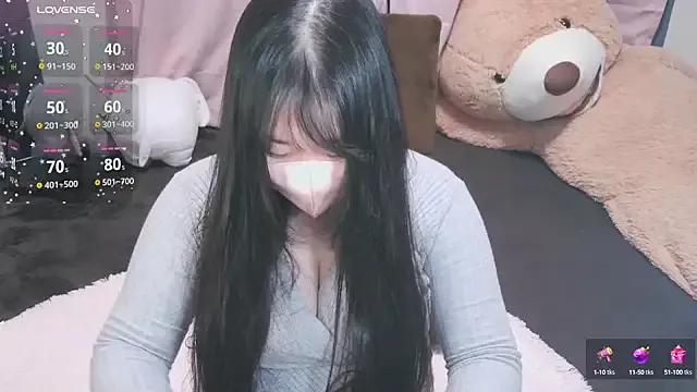 yuinyan3150 on StripChat